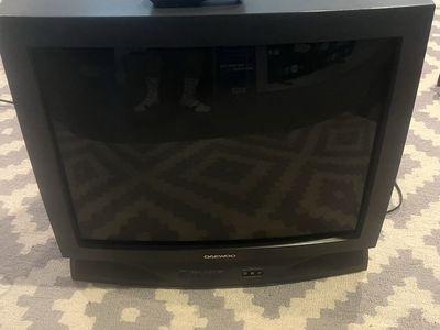 Daewoo DTQ-27S5FC 27" CRT Video Game TV