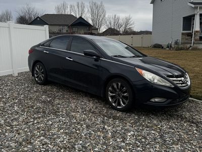2011 HYUNDAI SONATA SE