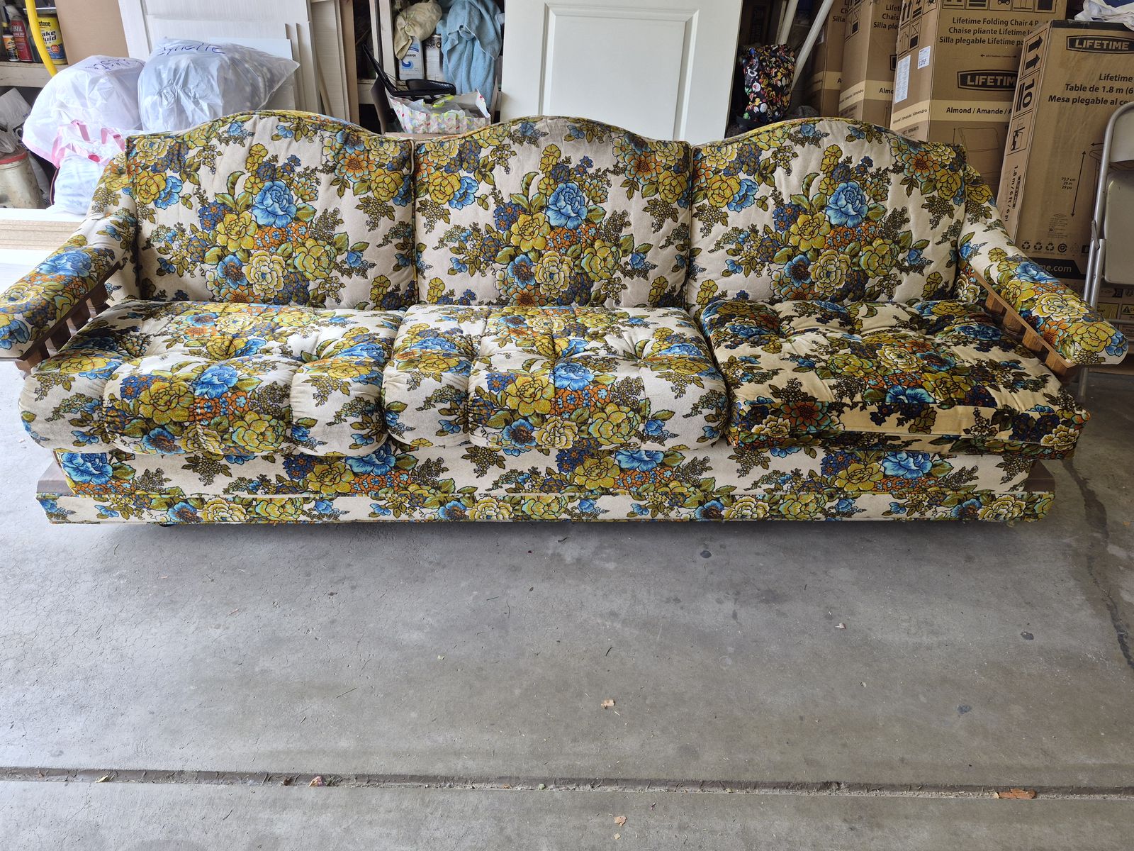 Vintage Floral Pattern 3-Cushion Fabric Sofa Couch