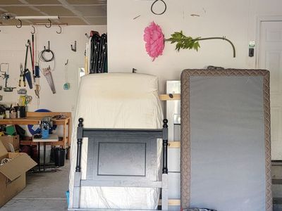 Twin bed