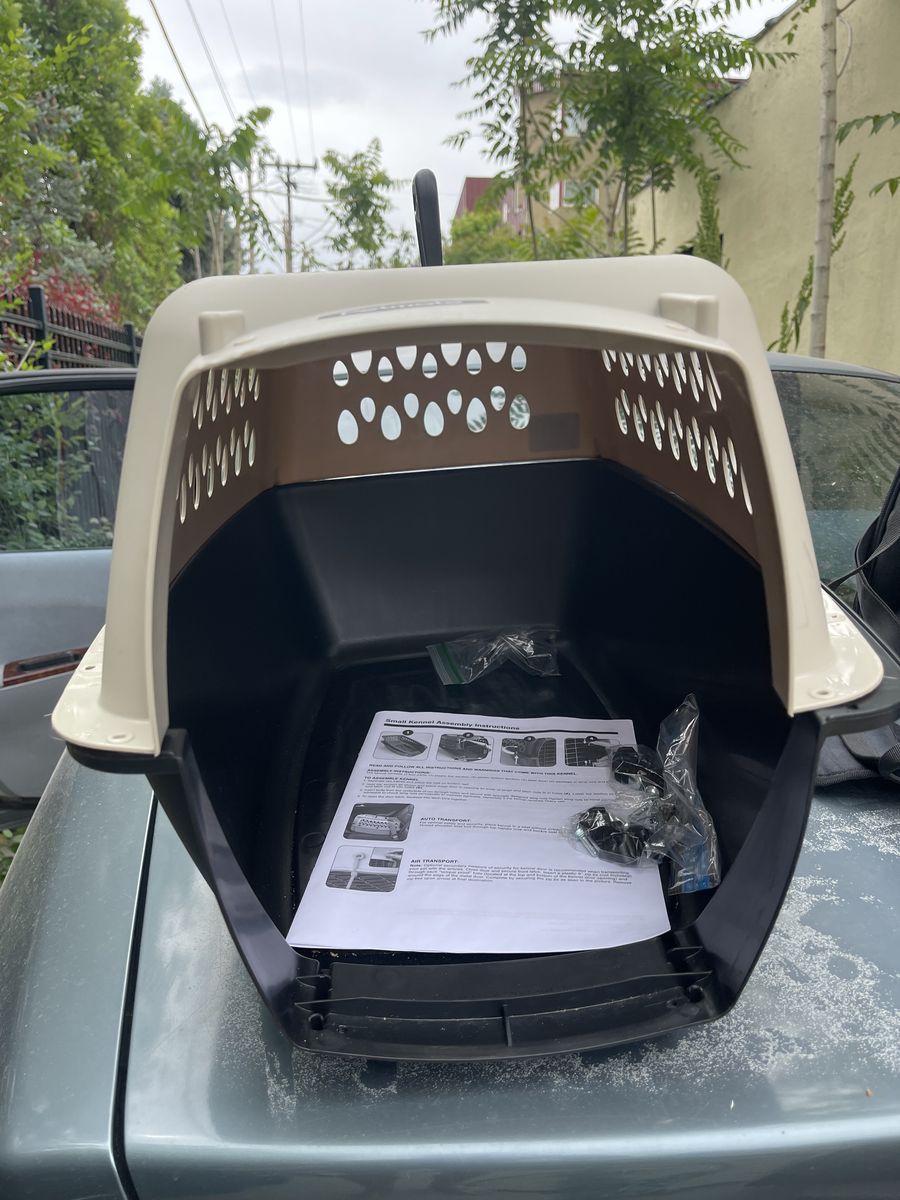 Smell dog crate