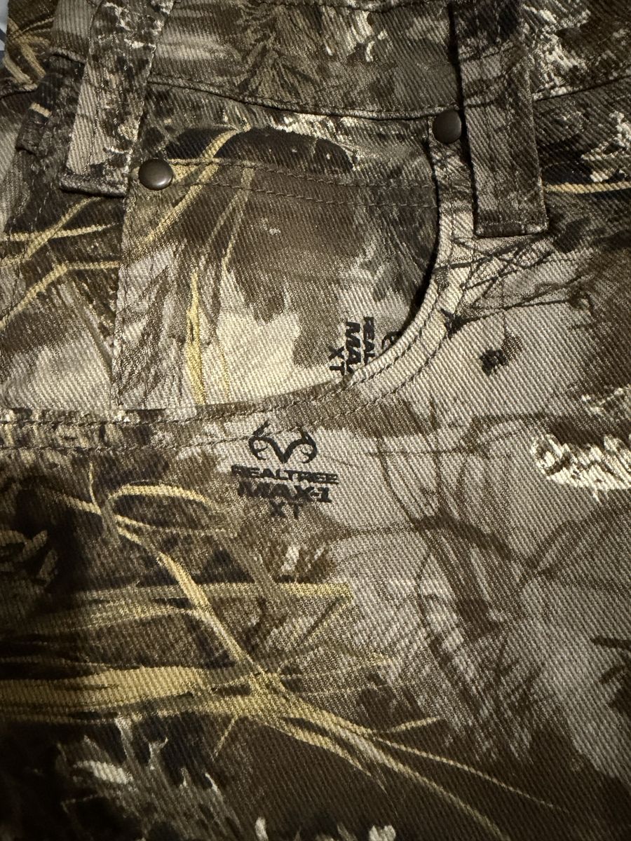 Main image 4