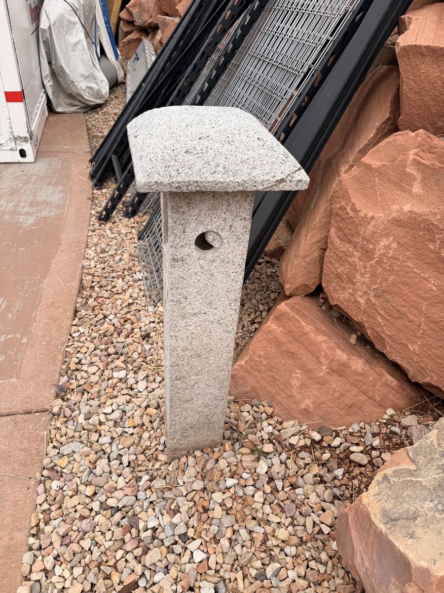 Main image 6
