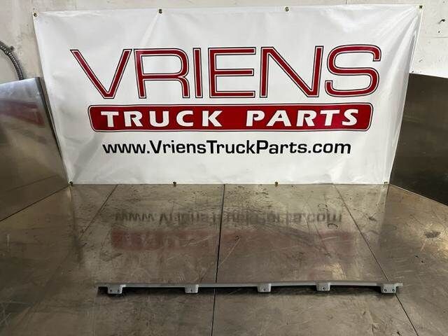 Kenworth T680 Sleeper Trim, Part # U22-1083-000-2