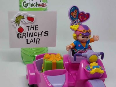 Fisher Price Little People Sarah Lynn & Scooter Set