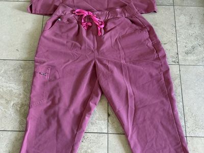 Figs Scrubs XL