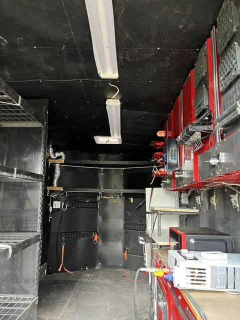 Main image 10