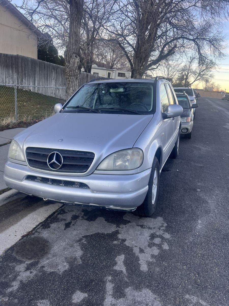 2001 MERCEDES-BENZ MCLASS ML 320