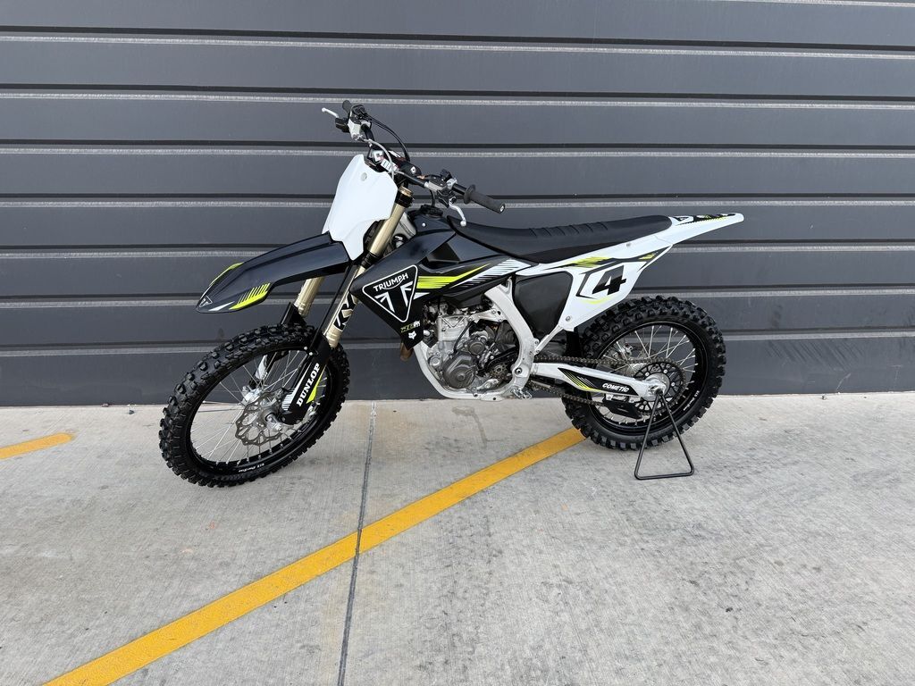 2025 Triumph TF 450-RC Edition Jet Black/Pure White