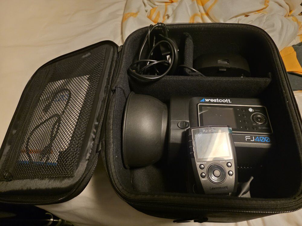 WESTCOTT FJ400 FLASH. AND RECEIVER impact lightst