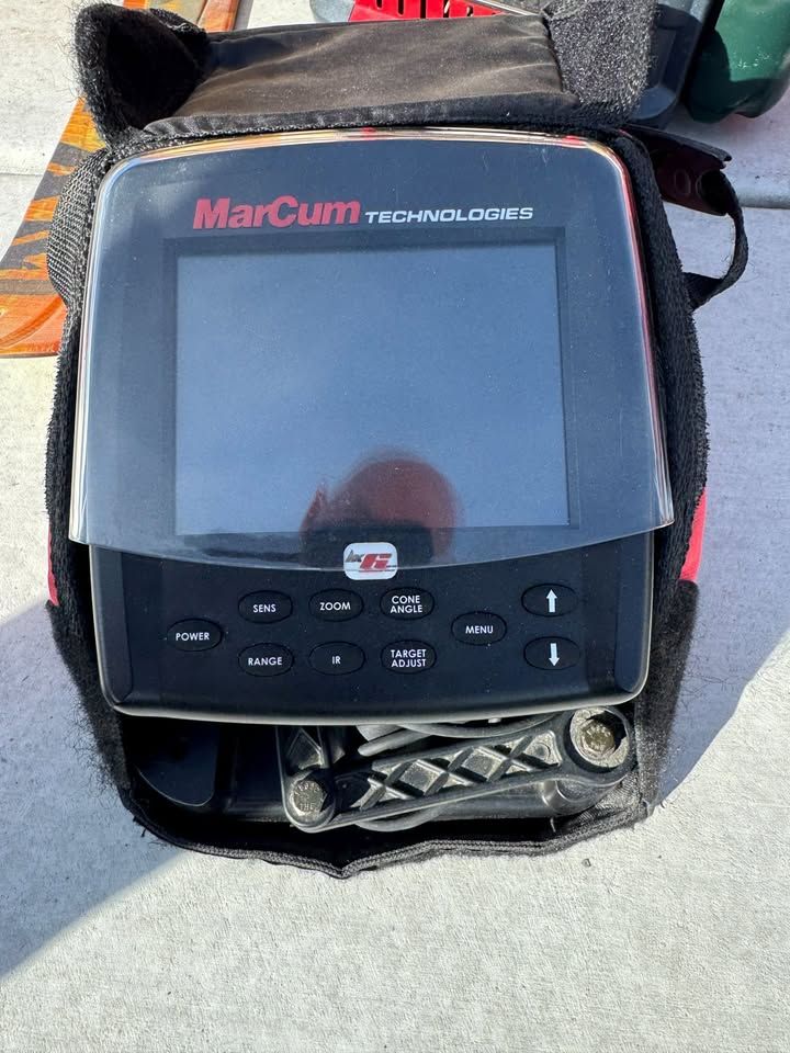 MarCum LX-6 Flasher Fish Finder