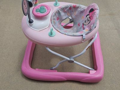 Minny baby walker