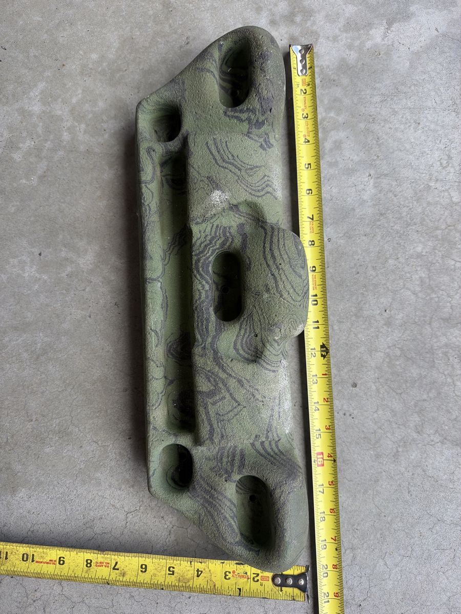 Green Marble Climbing Fingerboard Hangboard Rock Climbing Training Hold