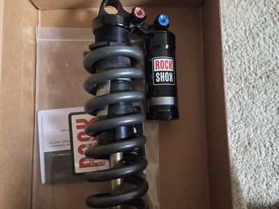 Rock Shox Vivid R2C