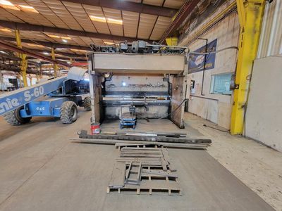 PACIFIC 400-12 Hydraulic Press Brake 400 Ton, 12ft Bending Capacity - Industrial Metal Fabrication
