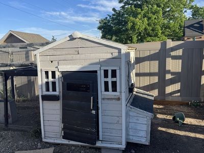 Free chicken coop