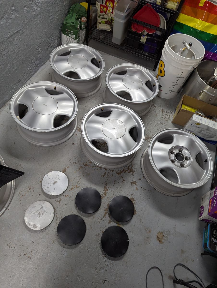 Saab 900 NG SE 5x110 R16 Wheels