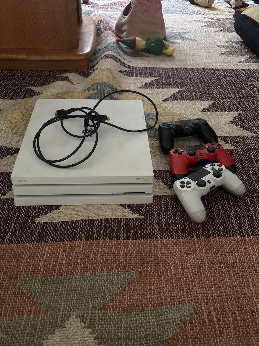 PS4 and 3 controllers
