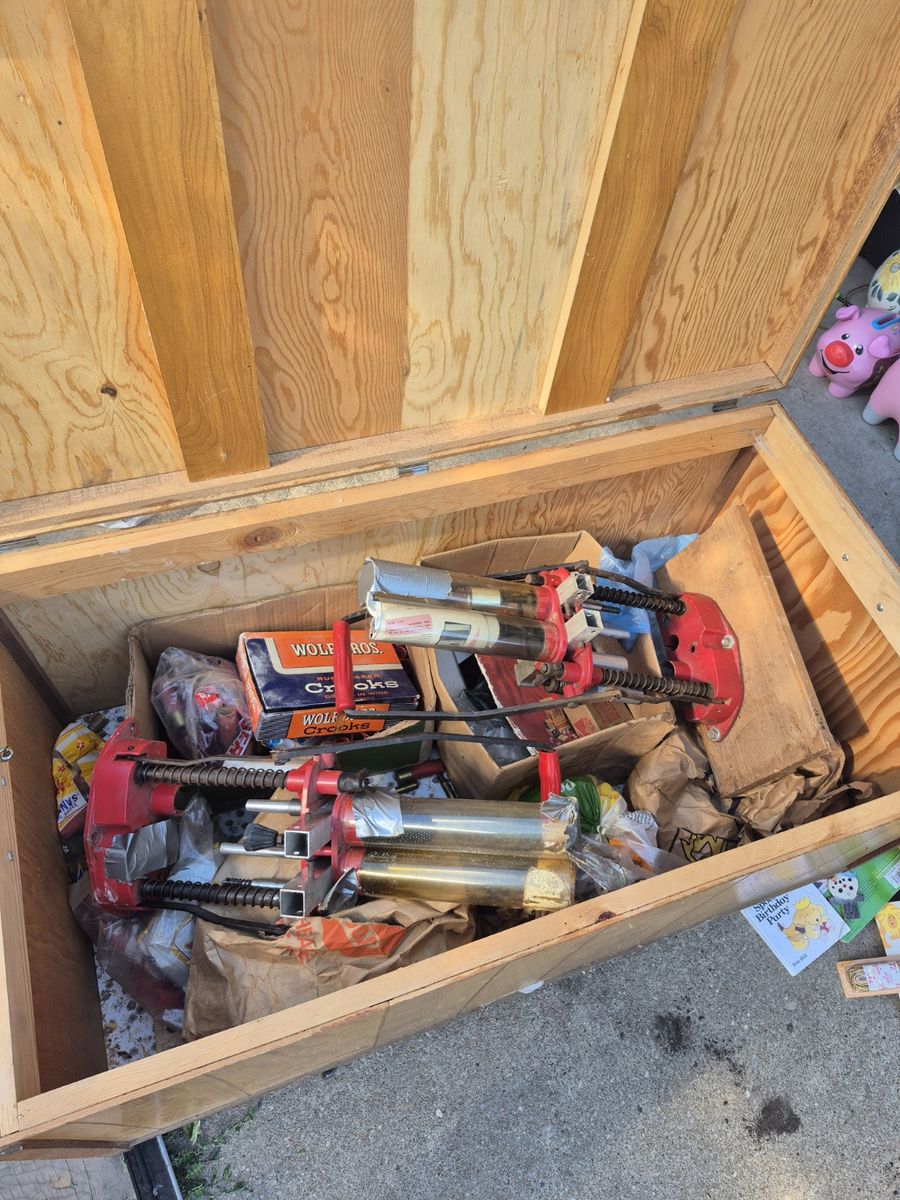 2 Shotgun Shell Reloading Presses
