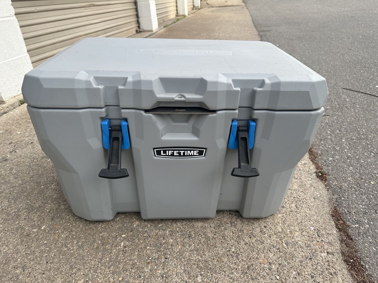 Lifetime Products 55 Qt. Ice Cooler