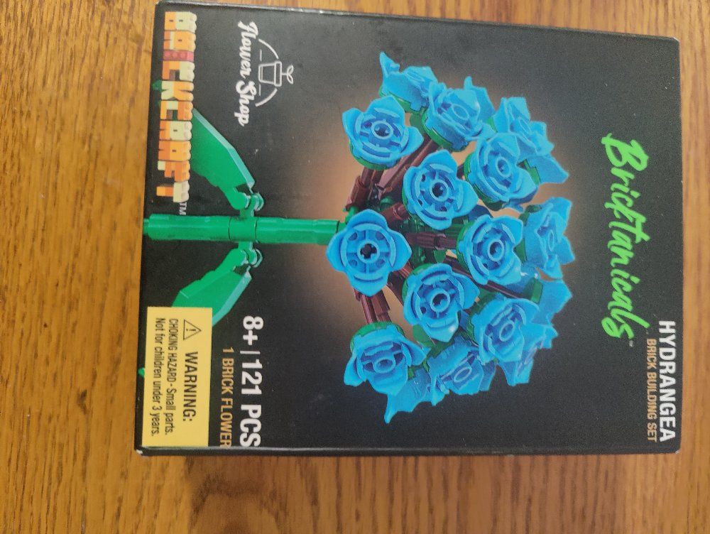 BrickCraft Bricktanicals Flower Shop Hydrangea Building Set (121 pcs, Ages 8+)