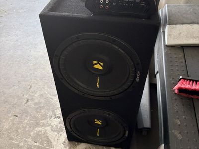 Kicker speakers and CX 600.1 amp