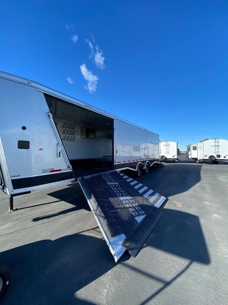 Used 2022 Logan Coach Horsepower Gooseneck