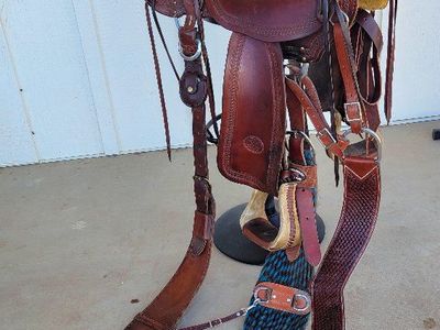 WIDE 15" Billy Cook Trail Saddle