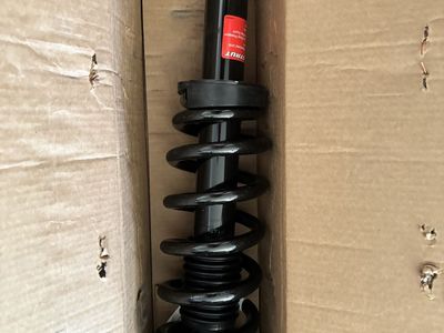 NEW Monroe Quick-Strut Front Assembly (171138) - Fits 07-13 Ford Expedition / Lincoln Navigator