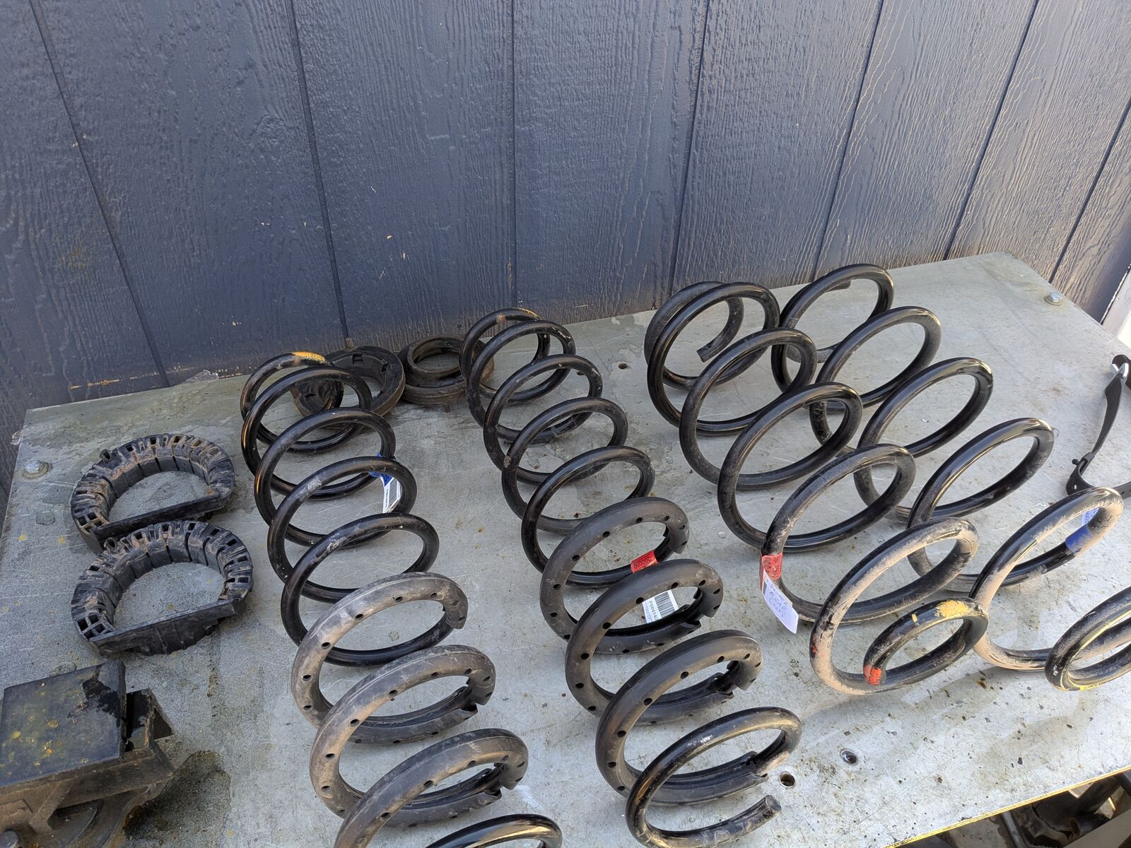 Jeep JL Mopar 2 Inch Lift Kit Coil Springs