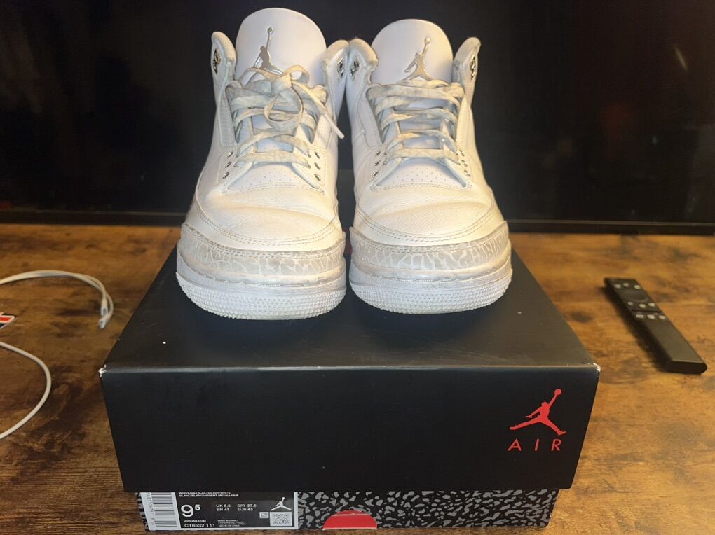 Air Jordan 3 Pure Money Size 9.5 Men