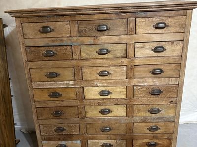 Solid Wood 21-Drawer Vintage Apothecary