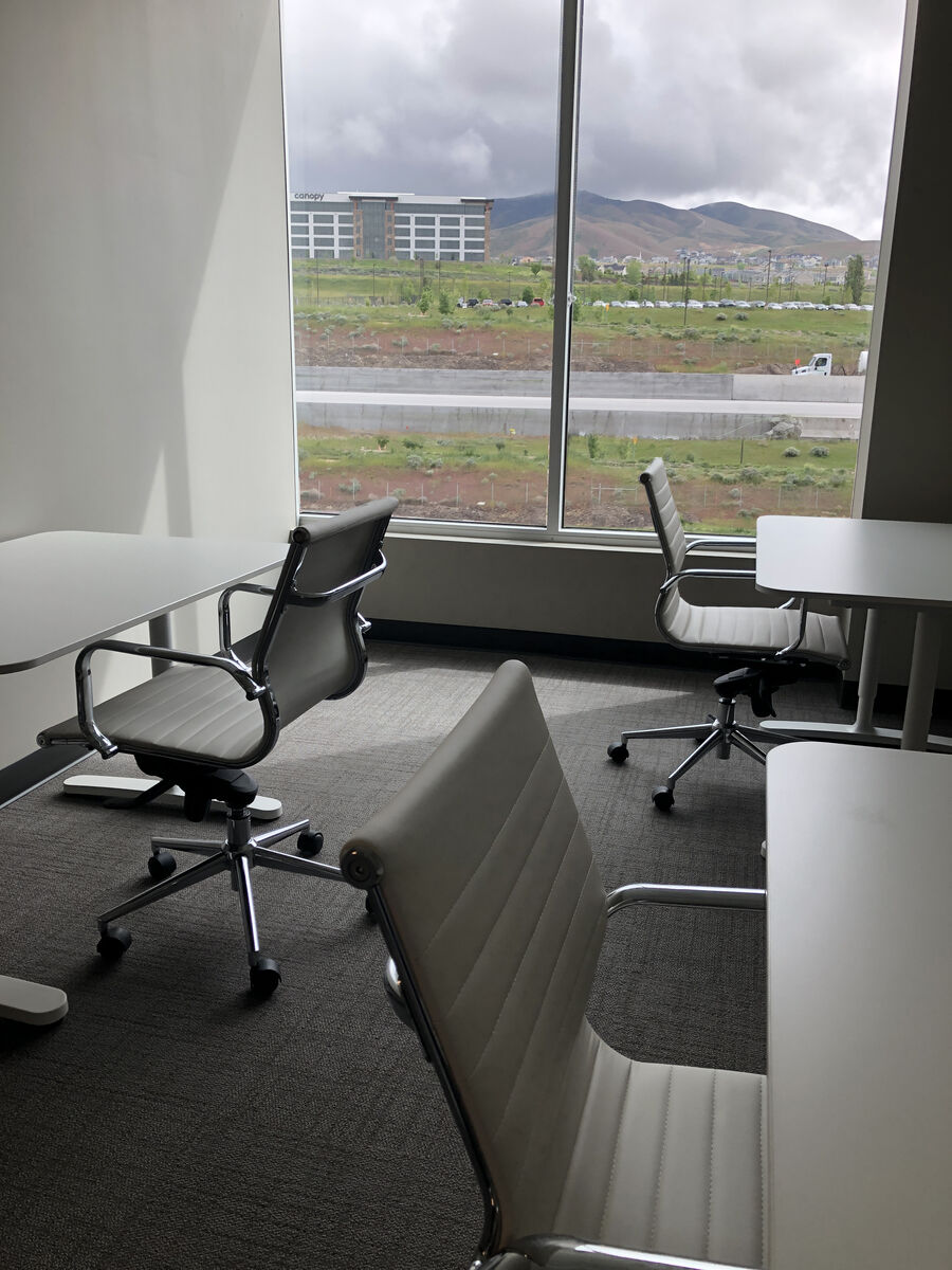 PRIVATE DAY OFFICE SPACE - Lehi, UT / Thanksgiving Point