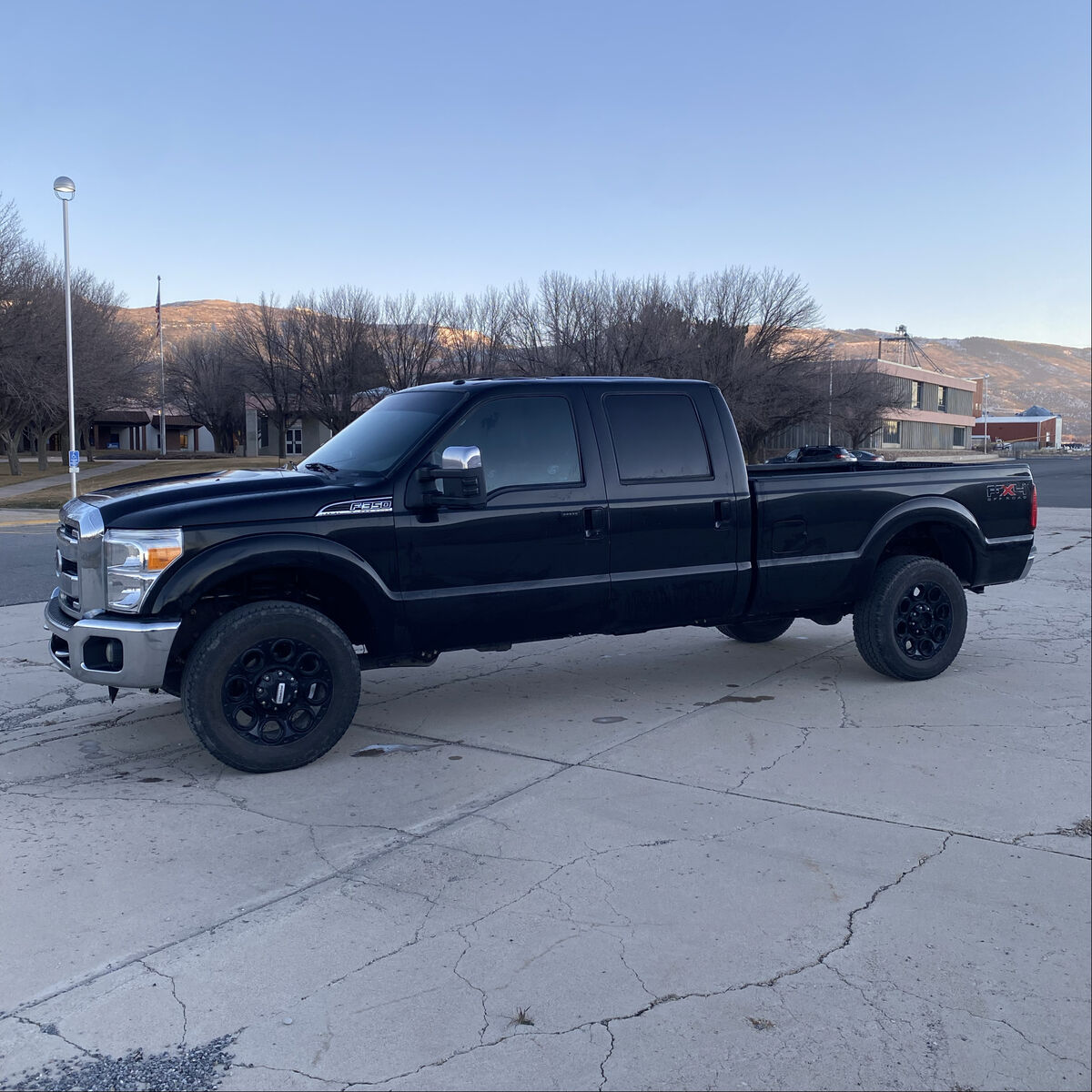 2011 Ford F-350 Super Duty Lariat
