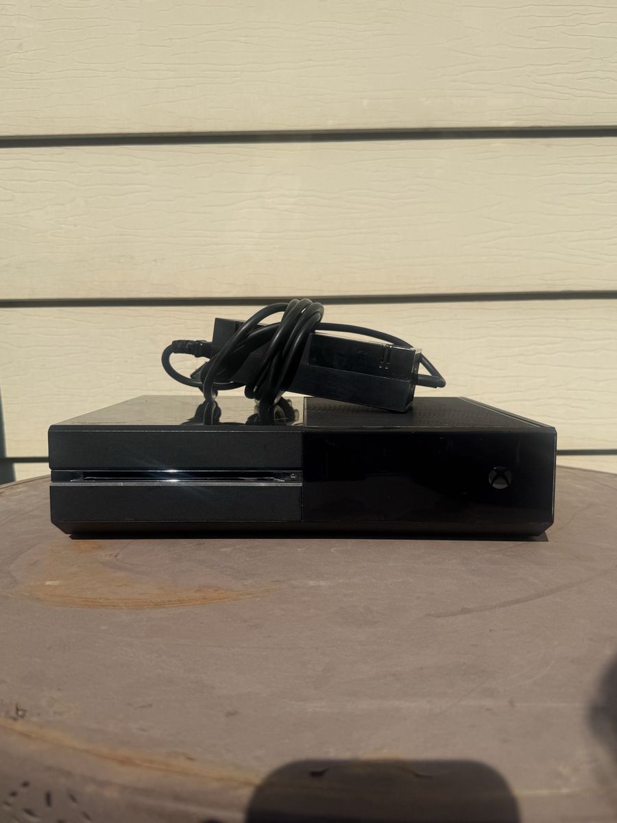 Xbox One 500GB Video Game Console with Power Supply