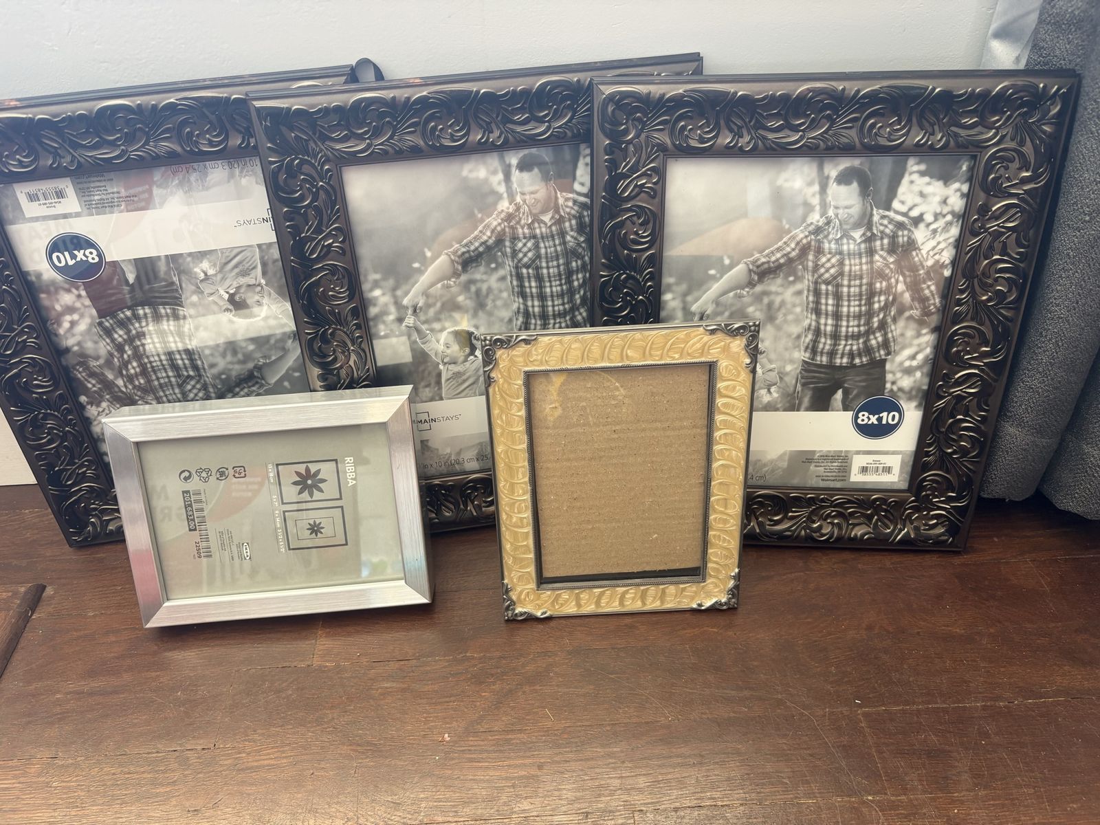 Pic frames