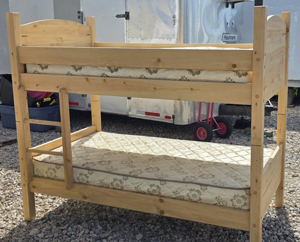 Bunk Bed (Twin)