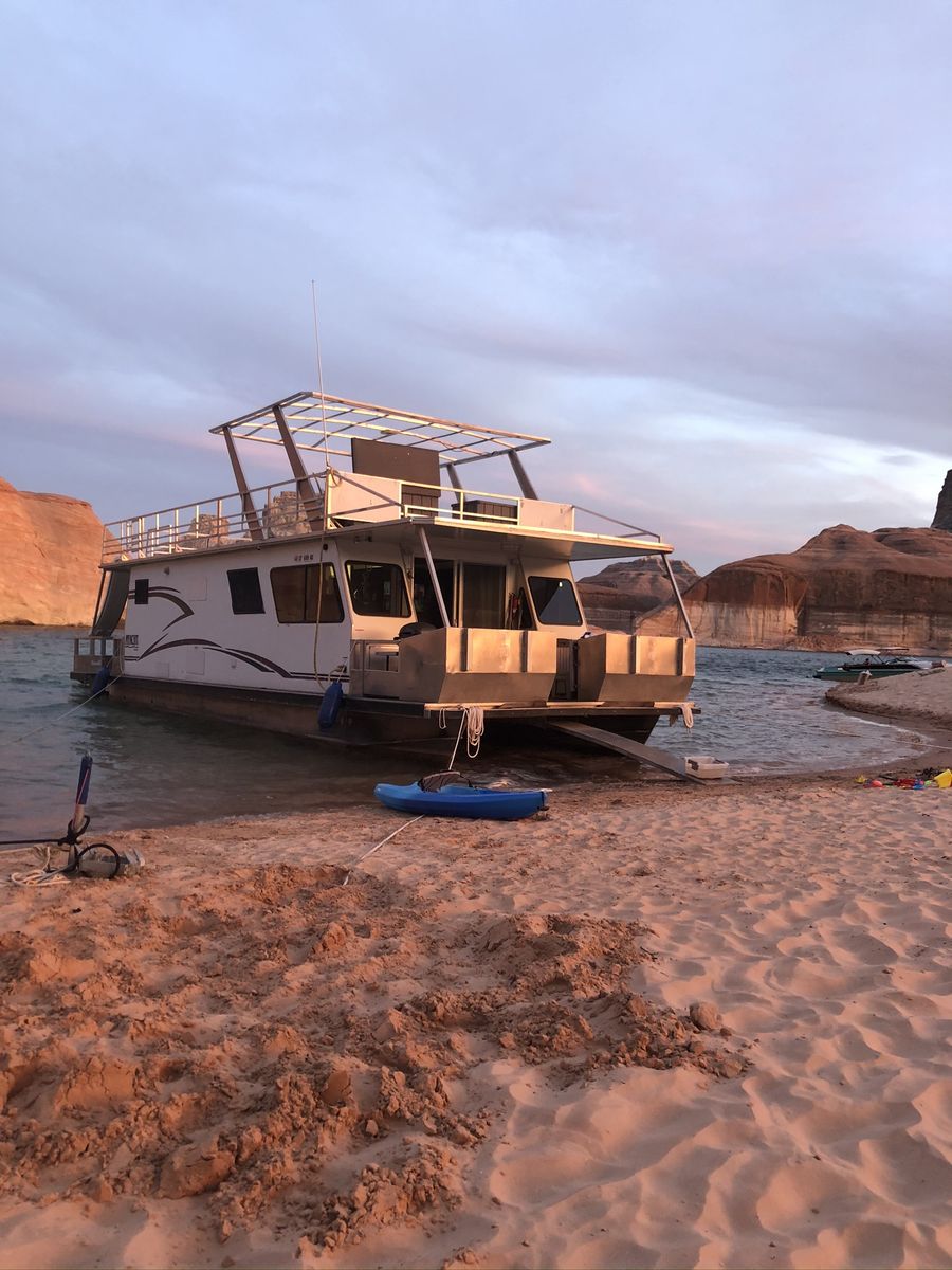 2004 Myacht Houseboat 100% Ownership