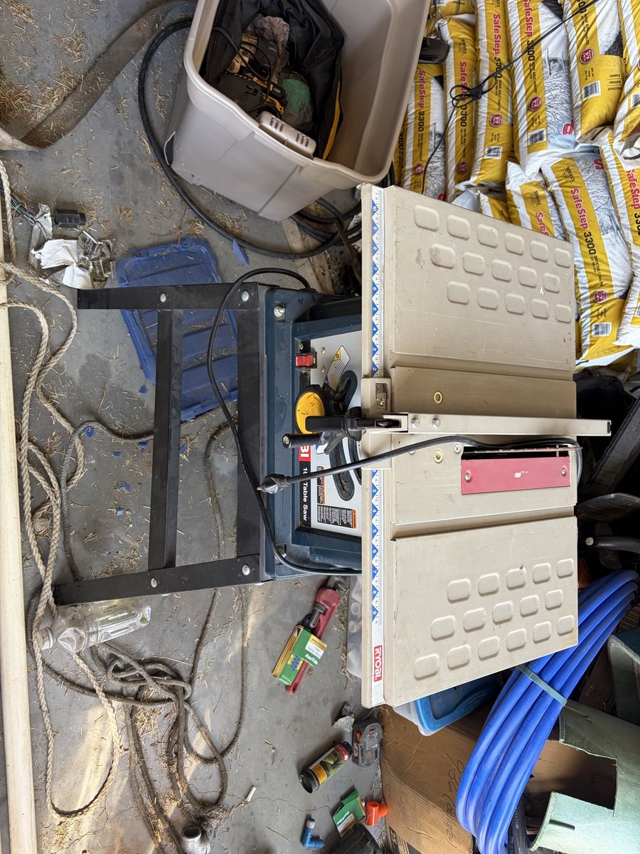 Ryobi 10 Inch Table Saw with Stand