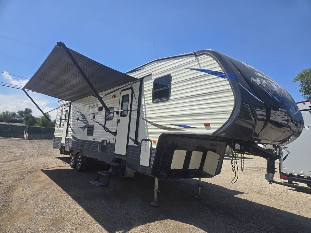 2018 Puma Unleashed 351 Toy Hauler