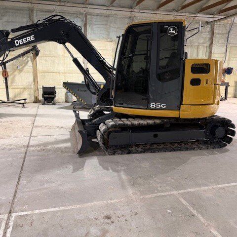 Deere 85G