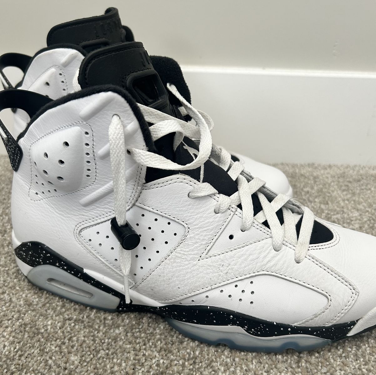 Used Retro Air Jordan 6 Reverse Oreo size 12