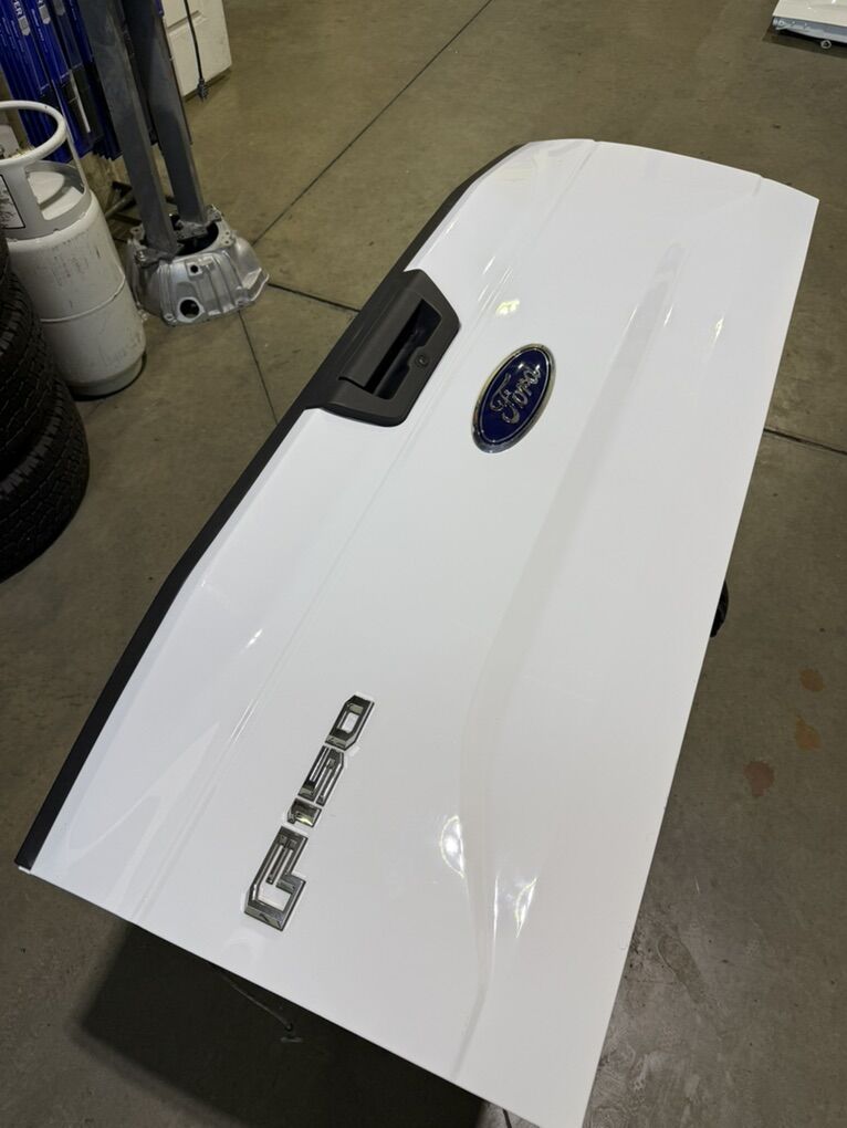 2015-2017 Ford f-150 Oem Tailgates (take offs)