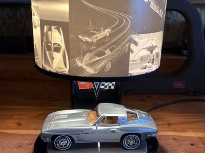 1963 Corvette Sting Ray Lamp With Engine Sound