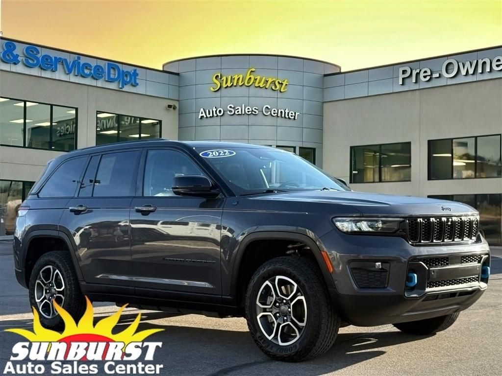 2022 Jeep Grand Cherokee Trailhawk 4xe