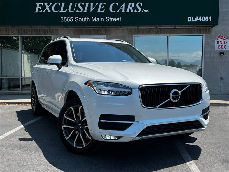 2018 Volvo XC90 T5 Momentum 7-Passenger