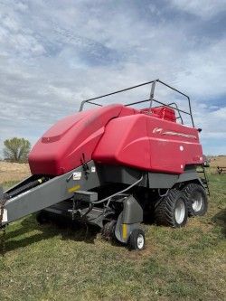 2012 Massey Ferguson 2190 Baler