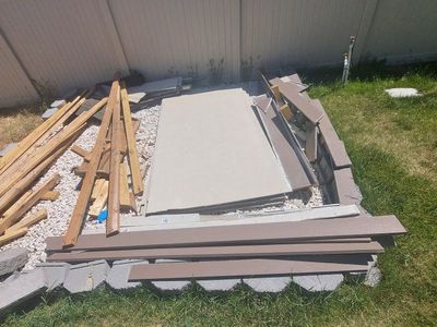 Used wood & construction materials