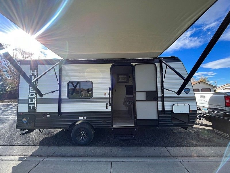 2025 Keystone Hideout 178RB Travel Trailer