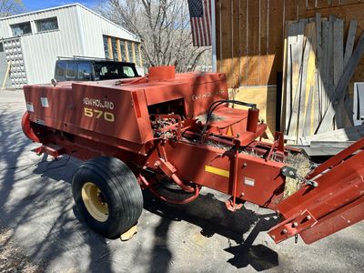Holland 870 Small Baler